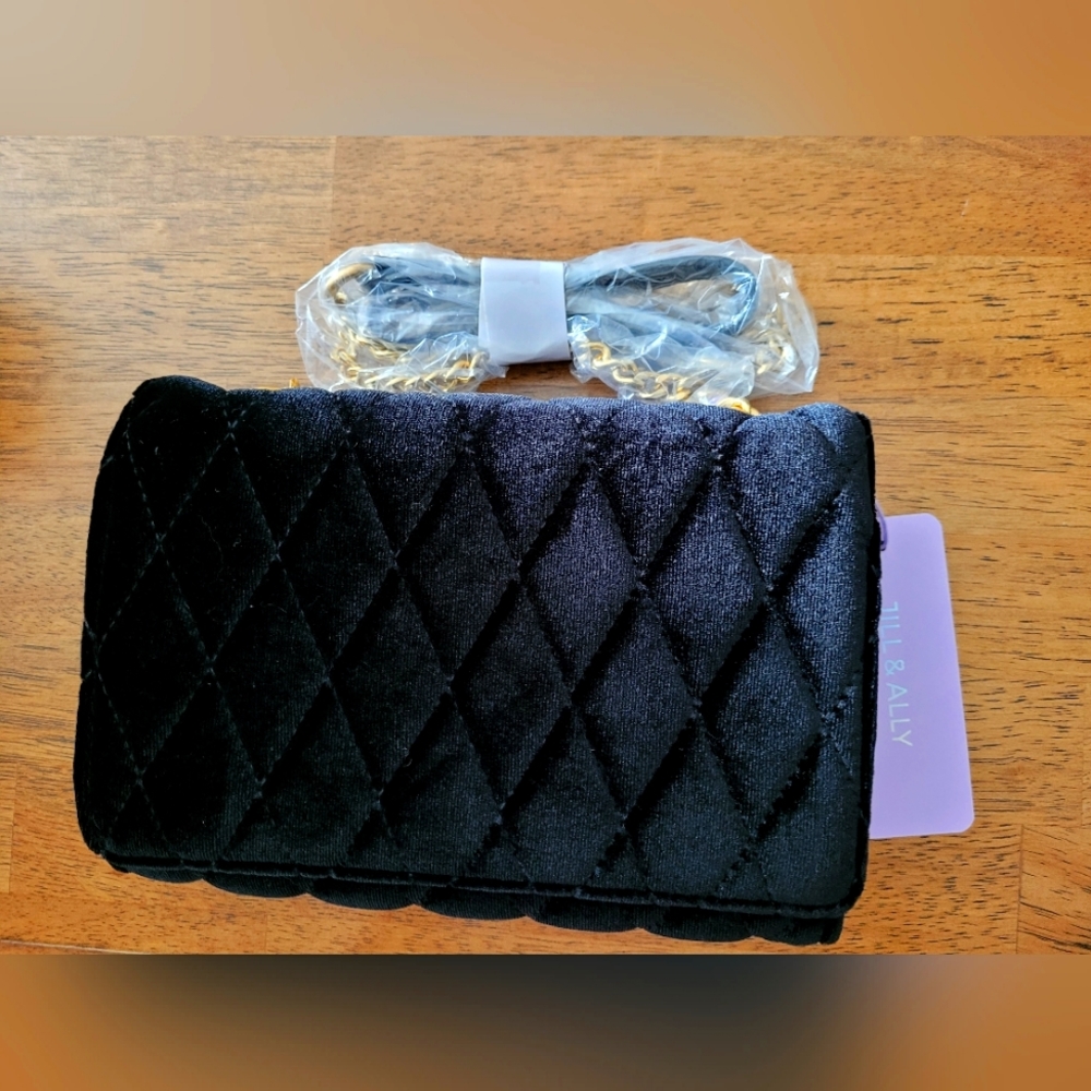 Velvet Quilted Jill & Ally